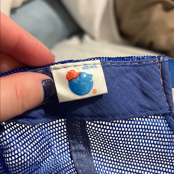 Blue Chicago Cubs Trucker Hat - Picture 4 of 5